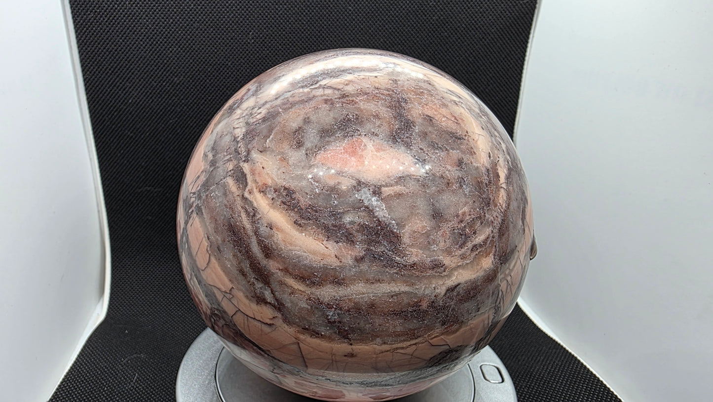 Kona dolomite with stromatolite sphere